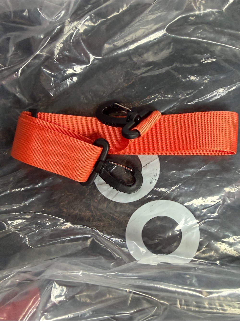 On Running Orange Track Pack 35L Lite - Picture 10 of 13